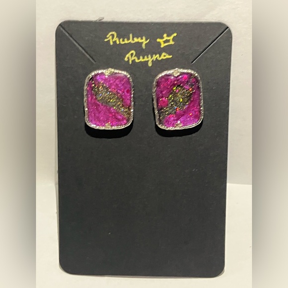 Celestial Pink Resin Jewelry Set–Handmade Necklace & Stud Earrings– Gift for Her - Picture 3 of 5